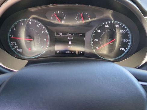 Used 2025 Chevrolet Malibu LT FWD image 14