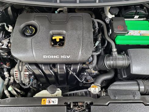 Used 2017 Kia Forte LX FWD image 30