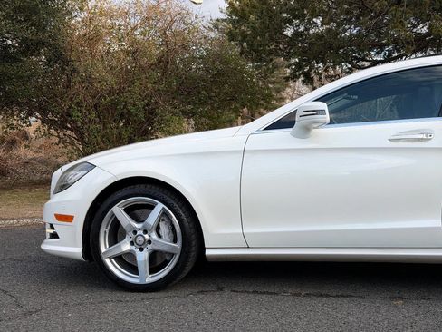 Used 2014 Mercedes-Benz CLS 550 image 32
