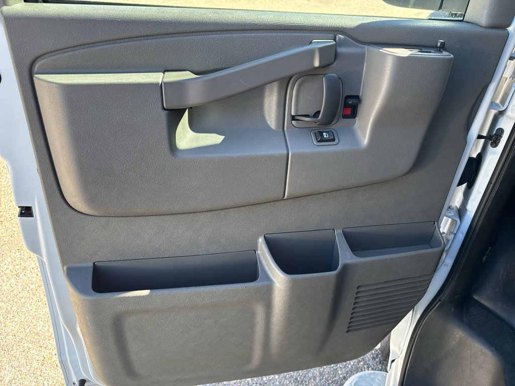 Used 2025 GMC Savana 2500 w/ Driver Convenience Package RWD image 23
