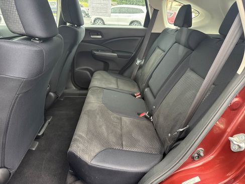 Used 2015 Honda CR-V LX image 6
