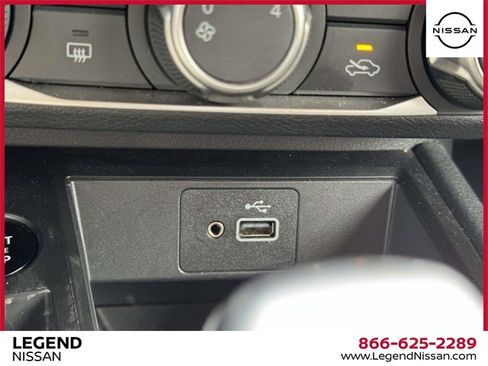 Used 2025 Nissan Kicks S image 28