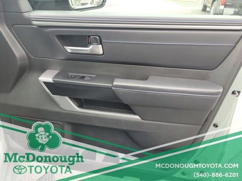 Certified 2024 Toyota Sequoia Platinum image 47