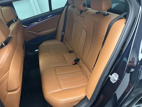 Used 2018 BMW 530e w/ M Sport Package 2 RWD image 13