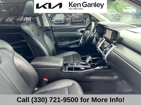 Certified 2022 Kia Sorento SX FWD image 47