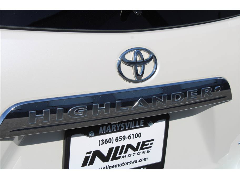 Used 2013 Toyota Highlander Limited AWD/4WD image 40