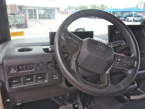 Used 2024 Chevrolet Brightdrop 600 w/ Battery Pack, Max Range AWD/4WD image 8
