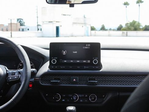 Certified 2024 Honda HR-V Sport image 14