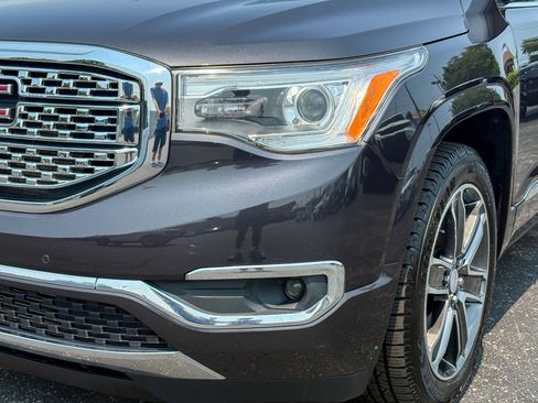 Used 2019 GMC Acadia Denali w/ LPO, Floor Liner Package AWD/4WD image 6