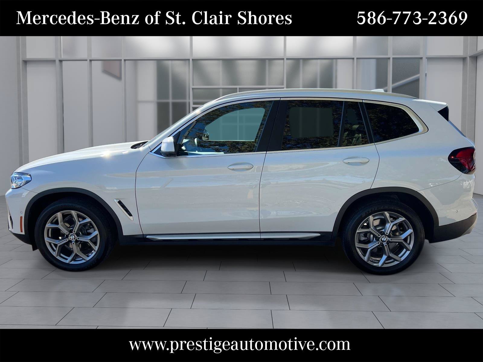 Used 2023 BMW X3 xDrive30i w/ Premium Package AWD/4WD image 2