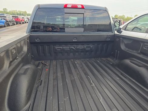 Used 2018 GMC Sierra 1500 Denali w/ Denali Ultimate Package AWD/4WD image 18