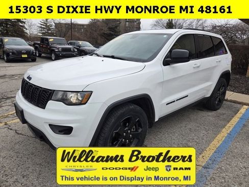 Used 2019 Jeep Grand Cherokee Laredo image 7