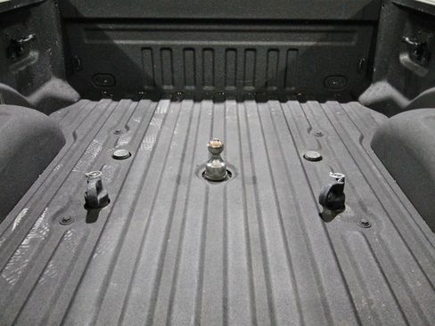 Used 2018 Ford F250 Platinum w/ Platinum Ultimate Package image 10