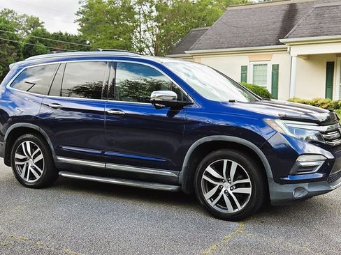 Used 2016 Honda Pilot Touring image 15