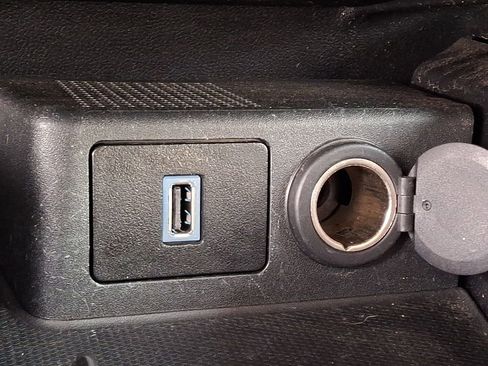 Used 2020 Ford Escape SE Sport image 24