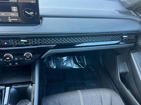 Used 2024 Honda Accord Sport image 29