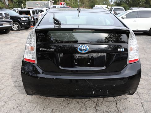 Used 2011 Toyota Prius Five image 7