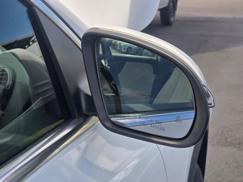 New 2026 Mercedes-Benz GLA 250 4MATIC image 28