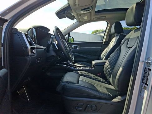 Used 2022 Kia Sorento SX Prestige AWD/4WD image 14