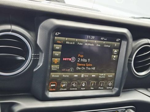 Used 2021 Jeep Wrangler Unlimited Sahara w/ Cold Weather Group image 30