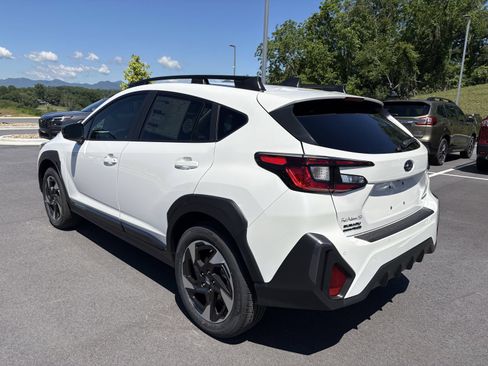 New 2026 Subaru Crosstrek 2.5i Limited w/ Popular Package #3A AWD/4WD image 7