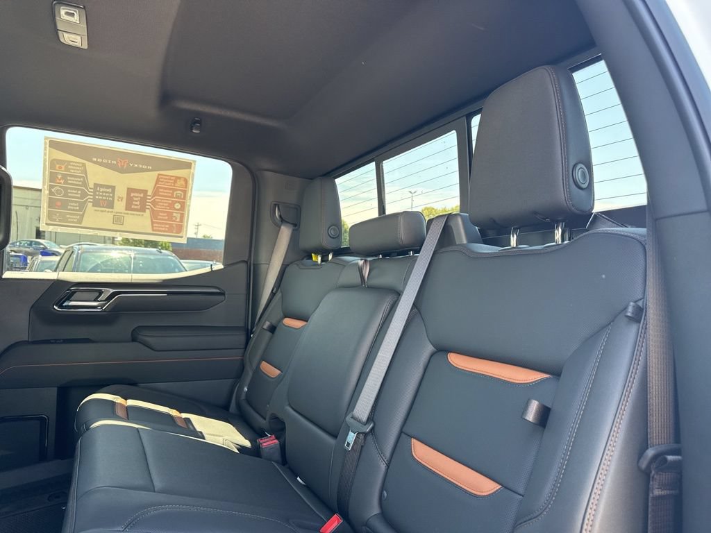 New 2026 GMC Sierra 1500 AT4 w/ AT4 Premium Package AWD/4WD image 33