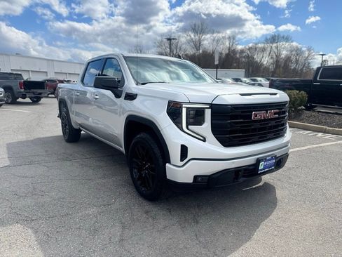 Certified 2022 GMC Sierra 1500 Elevation AWD/4WD image 8