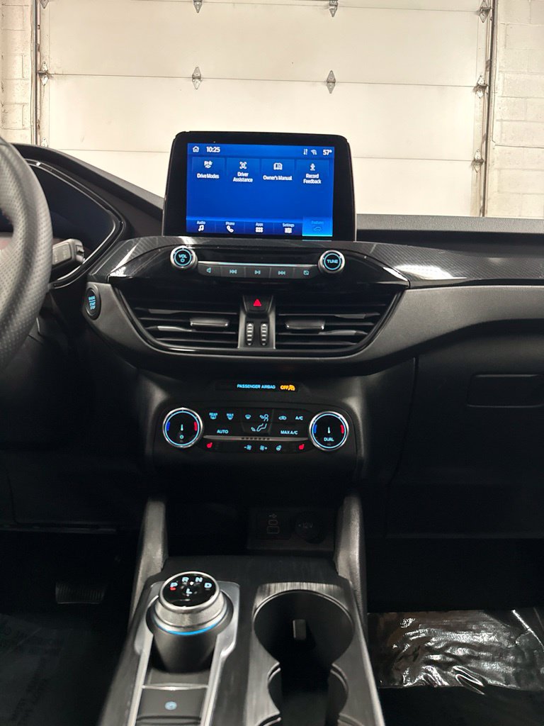 Used 2025 Ford Escape ST-Line Select AWD/4WD image 24