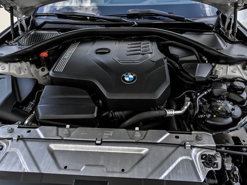 Used 2023 BMW 330i xDrive Sedan w/ M Sport Package AWD/4WD image 15