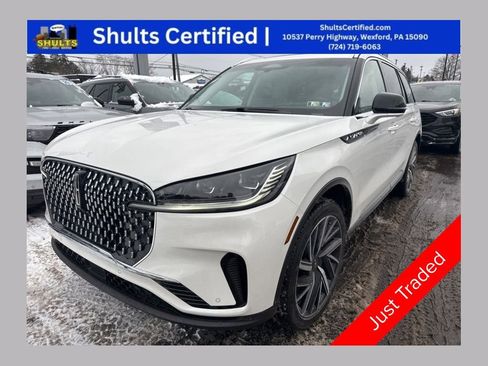 Used 2025 Lincoln Aviator Reserve w/ Equipment Group 201A AWD/4WD image 1