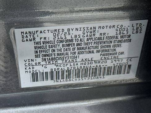 Used 2025 Nissan Sentra SV image 12