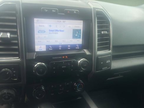 Used 2019 Ford F150 XLT w/ Equipment Group 302A Luxury AWD/4WD image 11