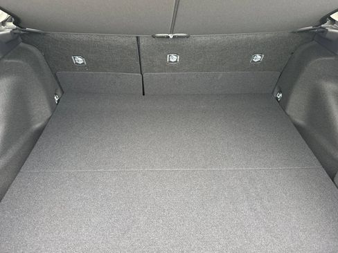 New 2026 Toyota Prius Plug-In Hybrid FWD image 17