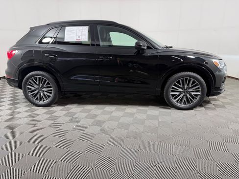 Used 2024 Audi Q3 2.0T Premium w/ Convenience Package AWD/4WD image 8