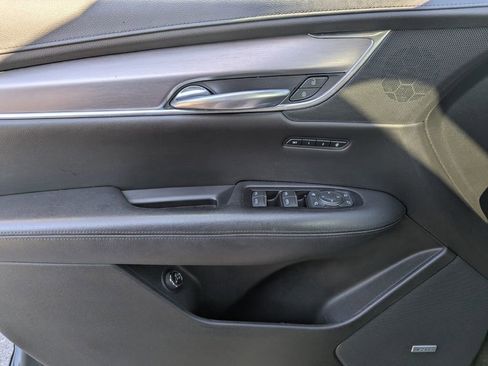 Used 2019 Cadillac XT5 Premium Luxury image 26
