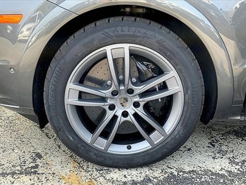 New 2025 Porsche Cayenne Turbo image 15