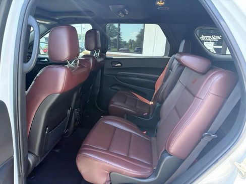 Used 2023 Dodge Durango GT RWD image 6
