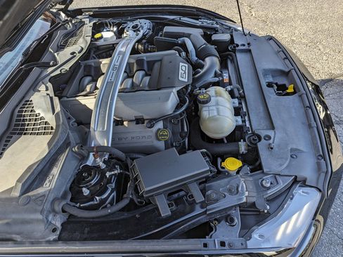 Used 2017 Ford Mustang GT Premium image 48