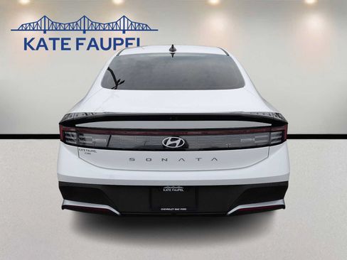 Used 2026 Hyundai Sonata SE FWD image 6