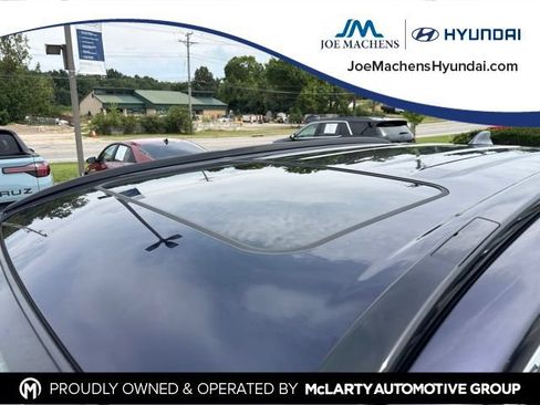 Used 2019 Toyota RAV4 XLE w/ Convenience Package AWD/4WD image 10