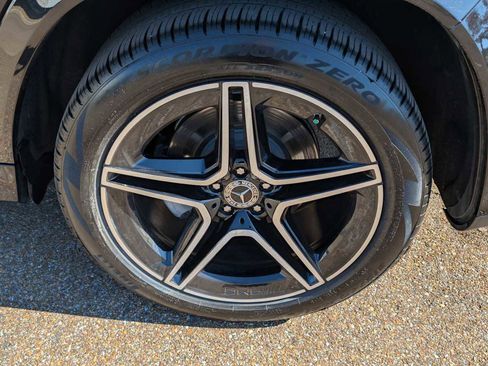 Used 2025 Mercedes-Benz GLS 450 4MATIC image 30