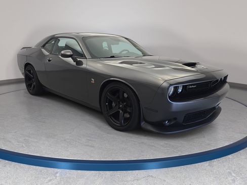 Used 2023 Dodge Challenger R/T Scat Pack RWD image 3