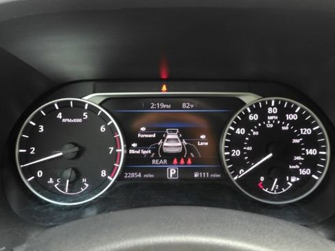 Used 2024 Nissan Sentra SV FWD image 34