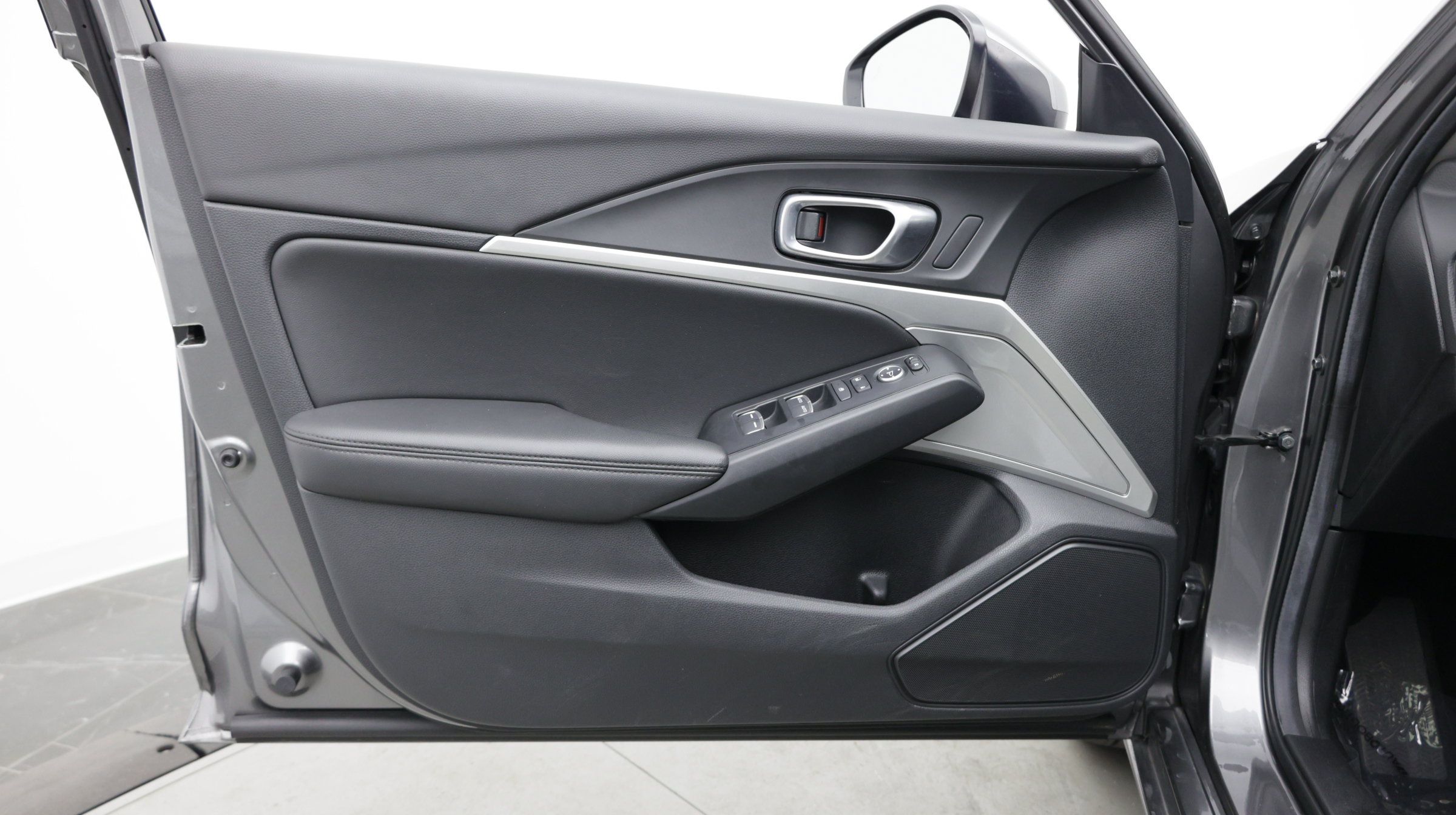 Used 2025 Acura Integra FWD image 16