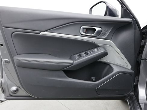 Used 2025 Acura Integra FWD image 16