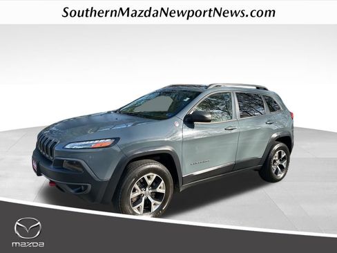 Used 2015 Jeep Cherokee Trailhawk w/ Comfort/Convenience Group image 1