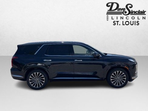 Used 2024 Hyundai Palisade Calligraphy AWD/4WD image 2