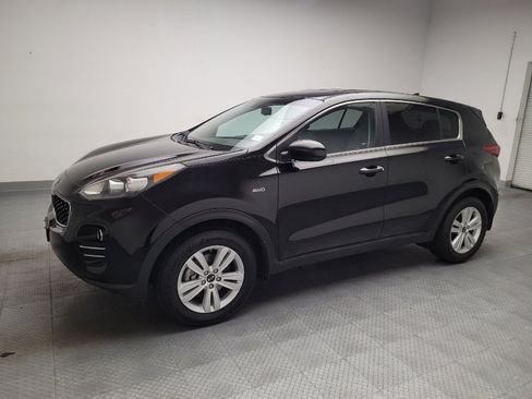 Used 2017 Kia Sportage LX AWD/4WD image 2
