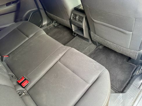 Used 2024 Nissan Rogue S AWD/4WD image 22