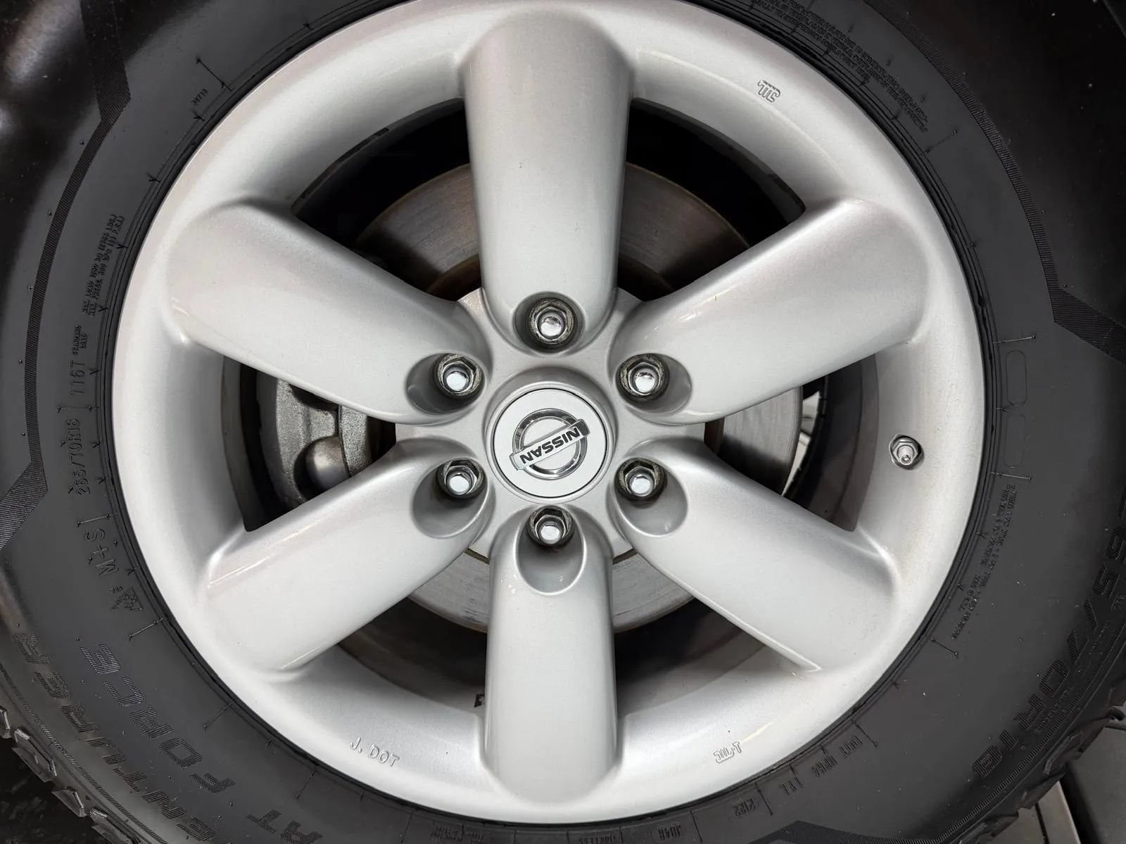 Used 2010 Nissan Titan XE w/ XE Popular Equipment Pkg RWD image 8